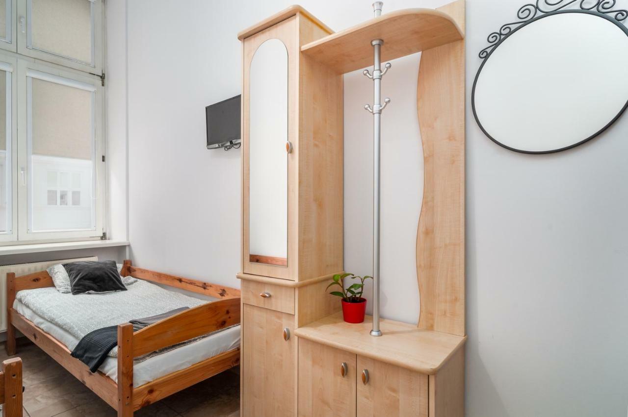 Puffa Hostel Lux 华沙 外观 照片